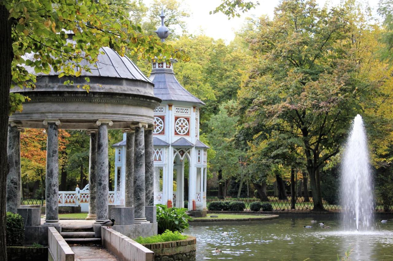 Hotel Jardin De Aranjuez Exterior photo
